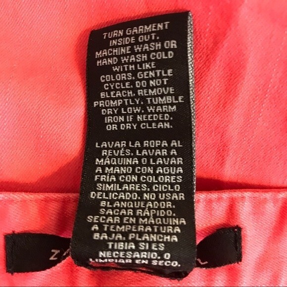 Zac & Rachel Zip Front Capris - Picture 9 of 10